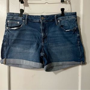 GAP Denim 5” shorts